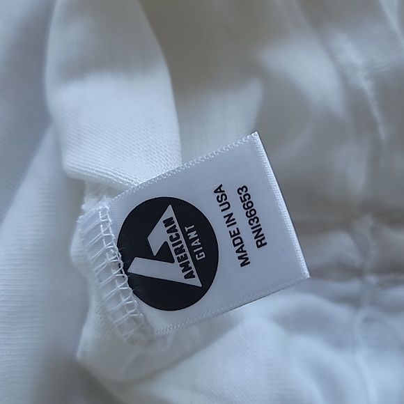American Giant white woman's t shirt 💯 cotton made in USA - Picture 8 of 9